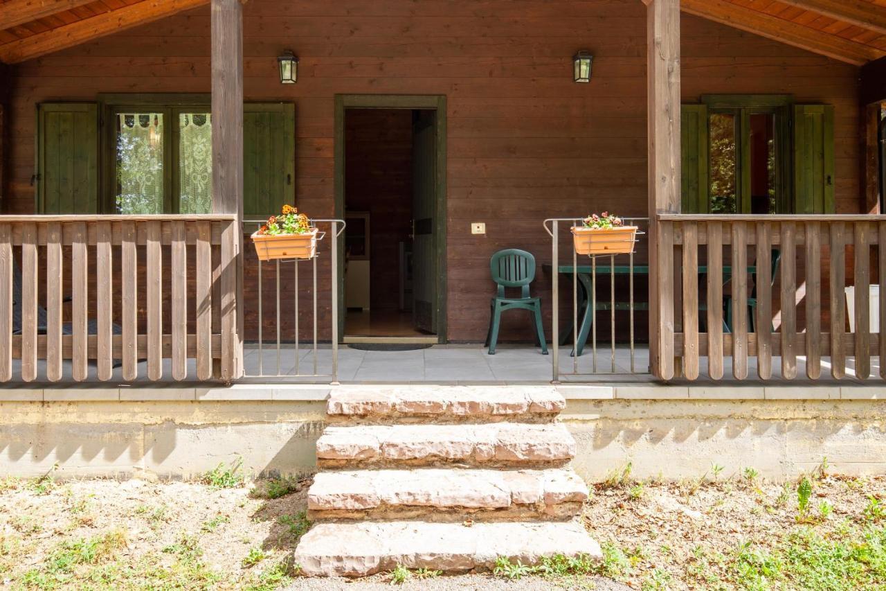 Villaggio Anemone Chalet Fragolina Capanne di Sillano Exterior foto